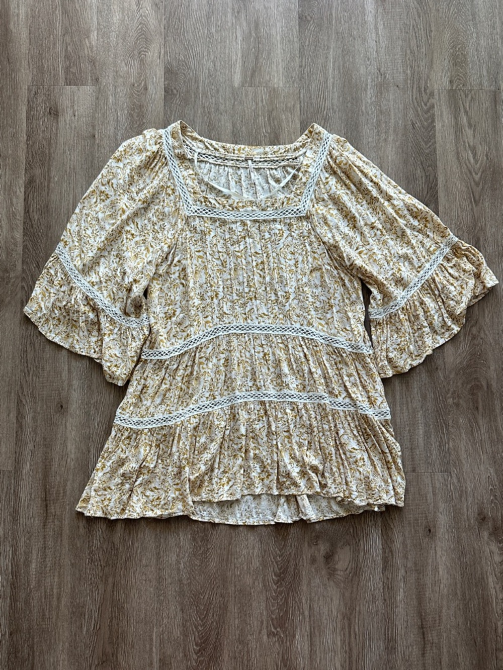 Free People Talk About It Tunic Ivory & Mustard Floral‎ Large Boho Festival